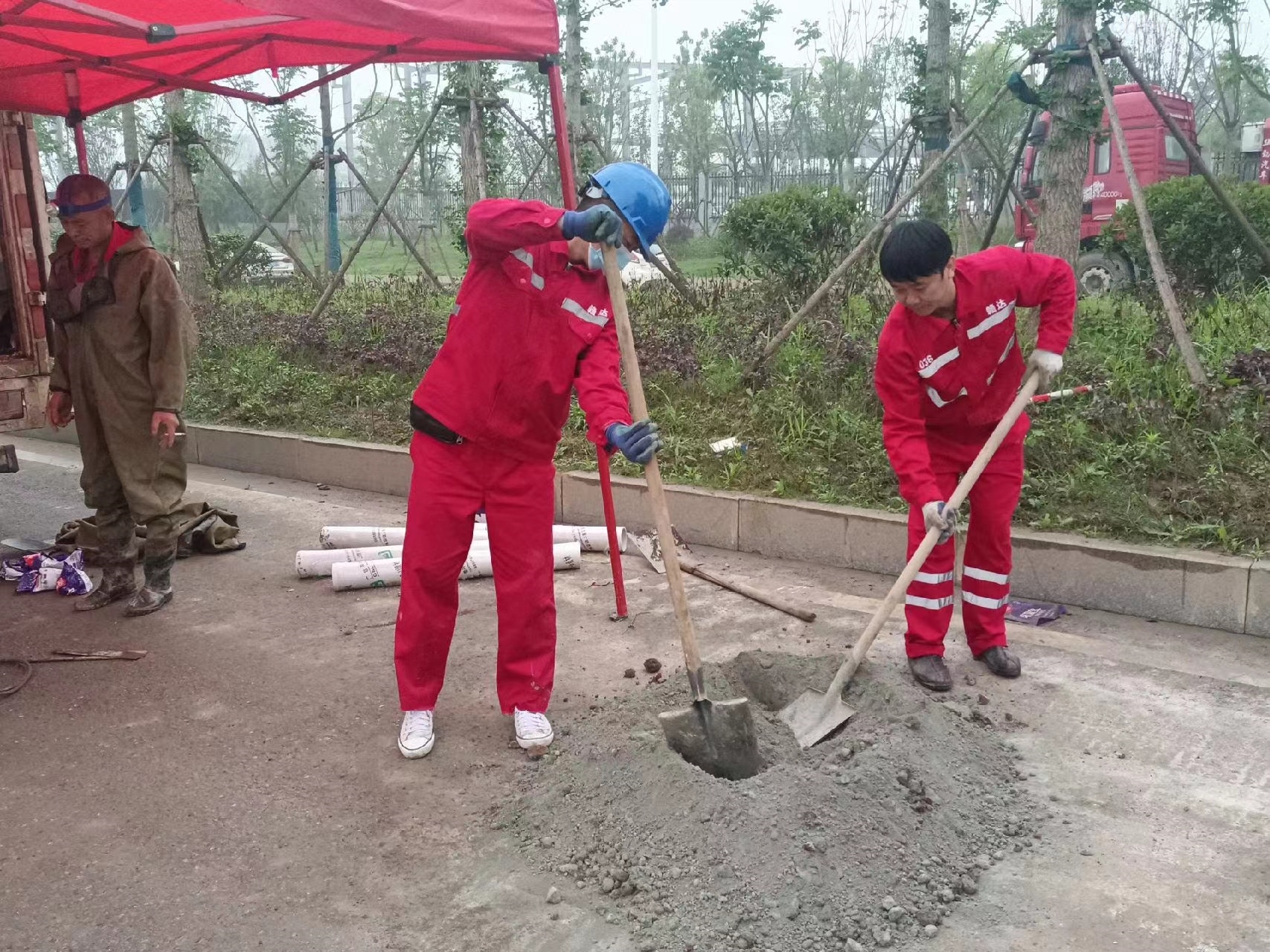 城西管道疏通哪家好】及时进行市政管道清淤